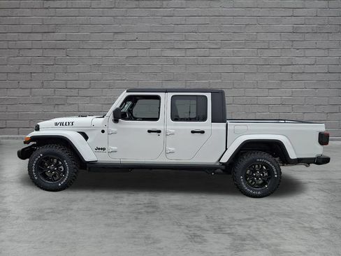 New 2026 Jeep Gladiator Sport AWD/4WD image 5