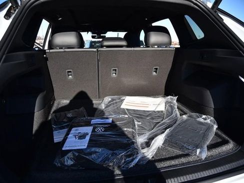 New 2026 Volkswagen Tiguan SE R-Line image 24