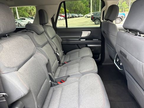 Used 2025 Ford Expedition Max Active RWD image 29