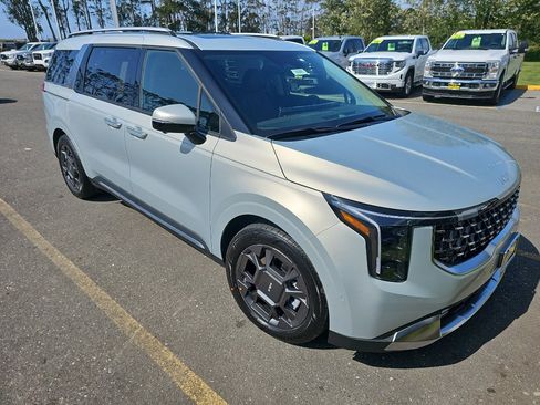 New 2026 Kia Carnival SX image 11