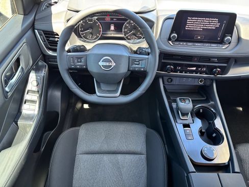 New 2026 Nissan Rogue SV AWD/4WD image 16