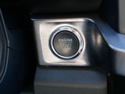 Certified 2025 Ford F350 Lariat w/ Lariat Ultimate Package AWD/4WD image 34