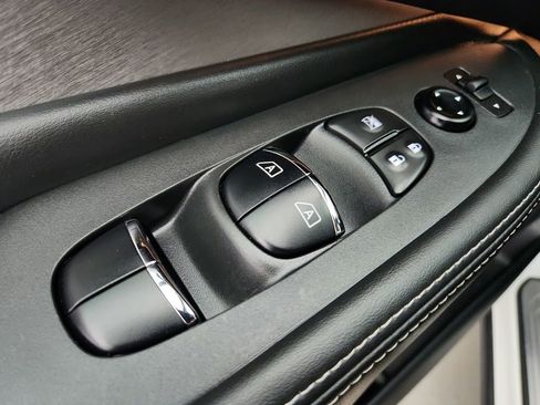 Used 2021 Nissan Murano SL image 28