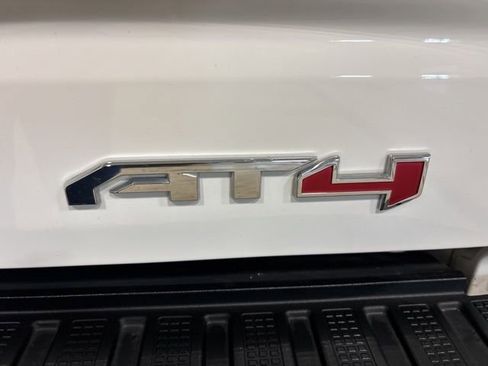 Used 2021 GMC Sierra 1500 AT4 w/ AT4 Premium Package image 6
