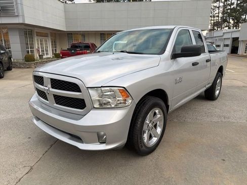 Used 2018 RAM 1500 Express image 2