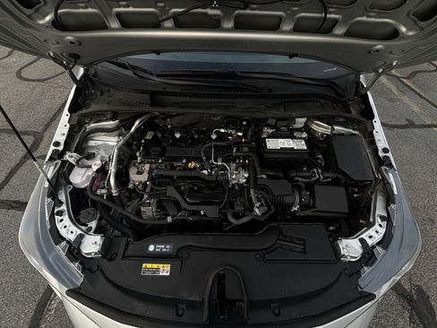 Used 2025 Toyota Corolla LE image 36