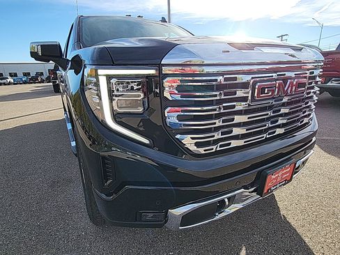 New 2026 GMC Sierra 1500 Denali image 13