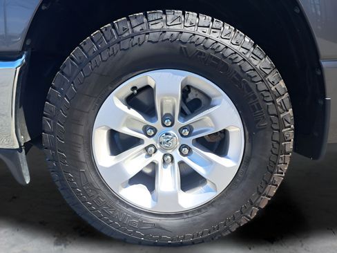 Used 2023 RAM 1500 Laramie AWD/4WD image 28