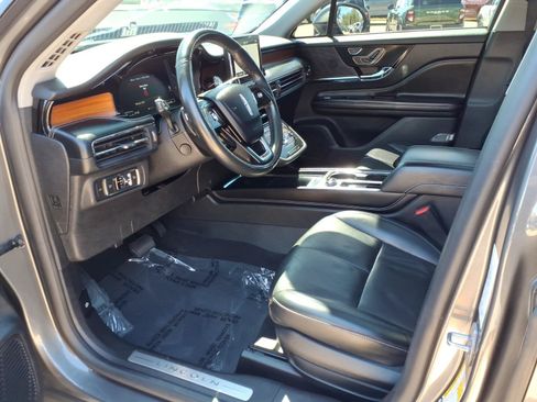 Used 2022 Lincoln Corsair Reserve AWD/4WD image 11