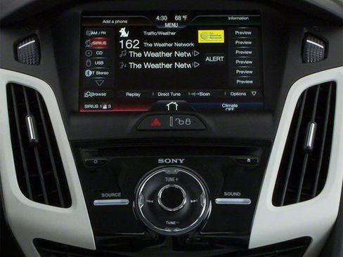 Used 2013 Ford Focus SE FWD image 9