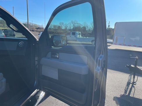 Used 2012 Ford F150 XLT w/ XLT Chrome Pkg image 20