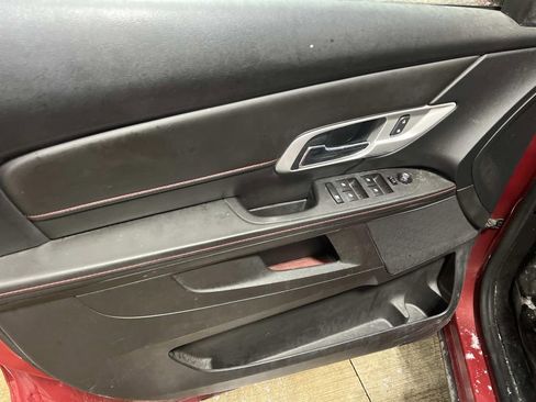 Used 2015 GMC Terrain SLE image 13