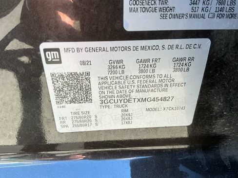 Used 2021 Chevrolet Silverado 1500 LT w/ Z71 Off-Road Package AWD/4WD image 27