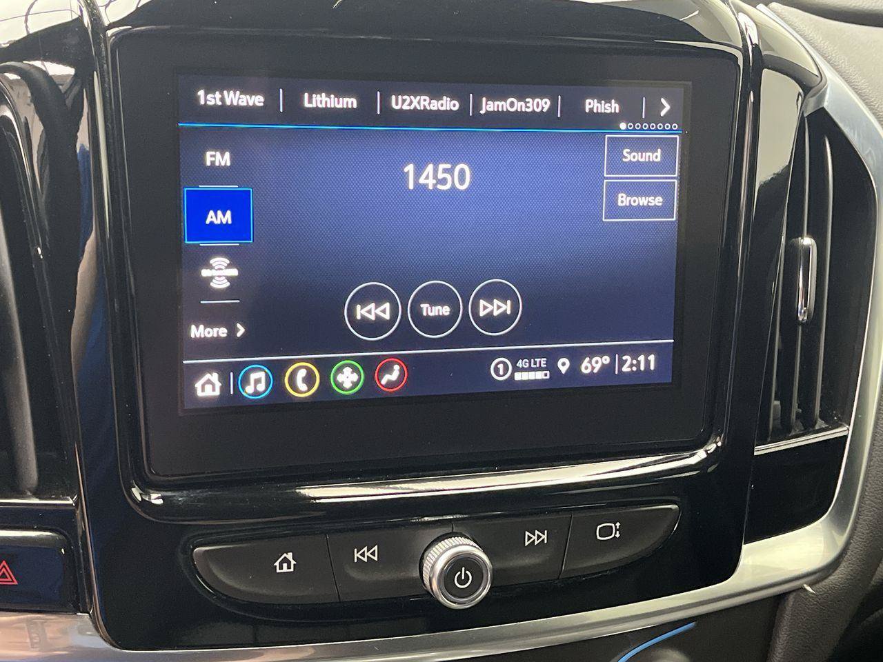 Certified 2023 Chevrolet Traverse LT AWD/4WD image 19
