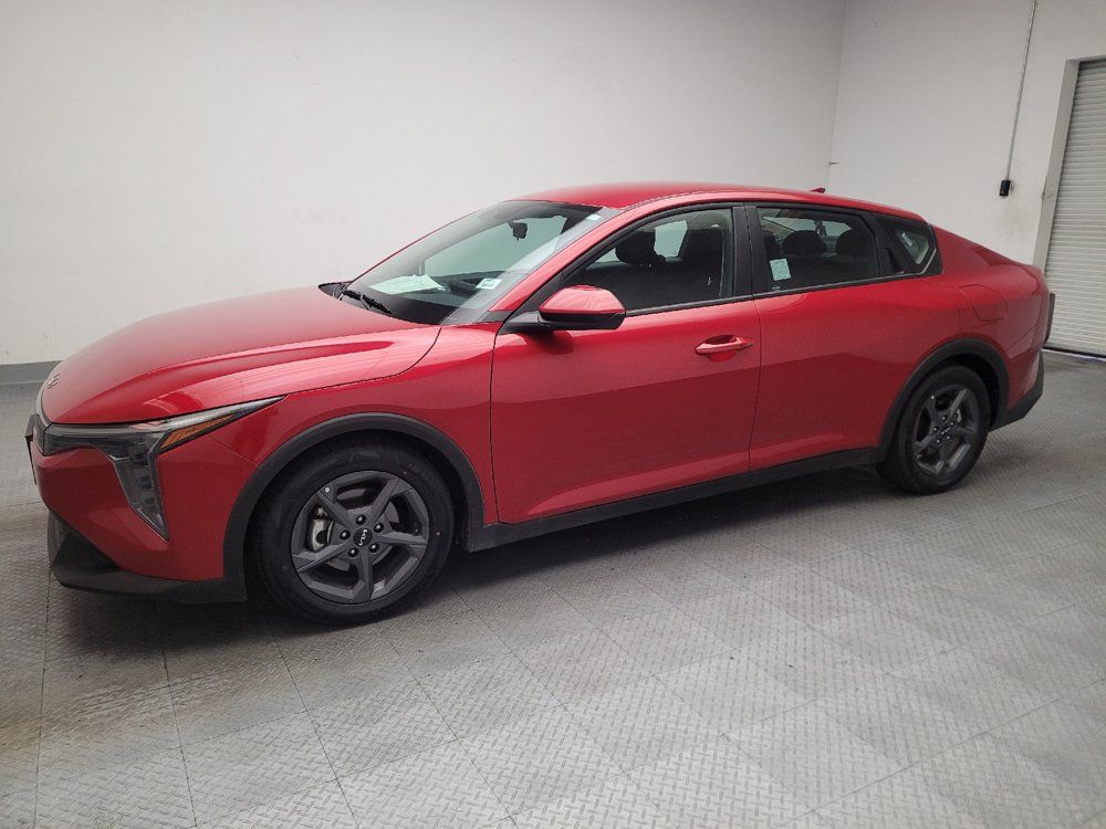 Used 2025 Kia K4 FWD image 2