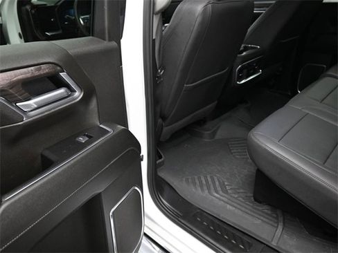 Used 2025 Chevrolet Silverado 1500 LTZ image 16