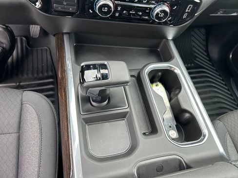 New 2025 GMC Sierra 1500 Elevation w/ Preferred Package image 17