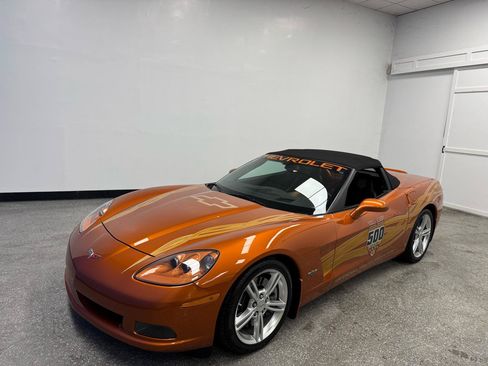 Used 2007 Chevrolet Corvette Convertible w/ Preferred Equipment Group RWD image 30