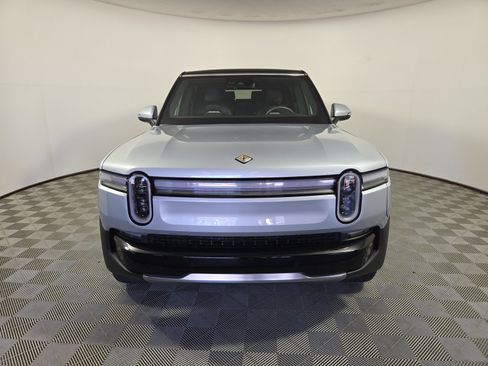 Used 2025 Rivian R1S Adventure AWD/4WD image 8