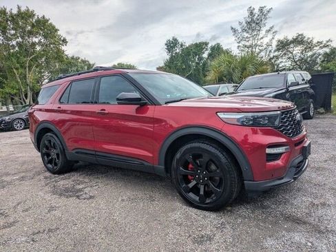 Used 2020 Ford Explorer ST w/ ST High-Performance Pack image 9