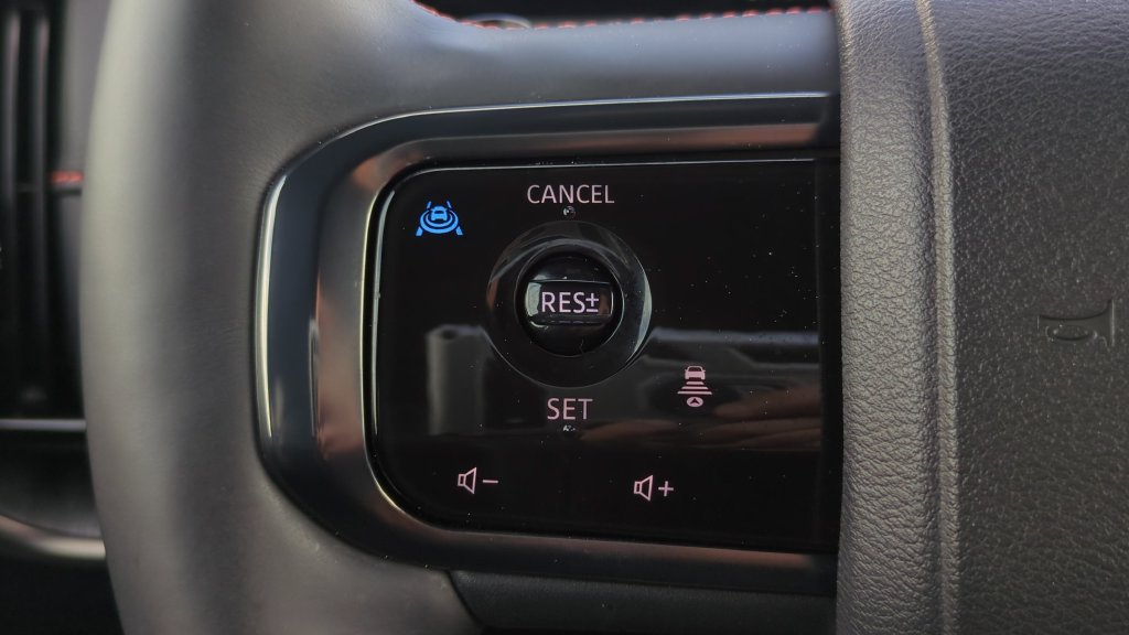 Certified 2025 Nissan Armada PRO-4X AWD/4WD image 20
