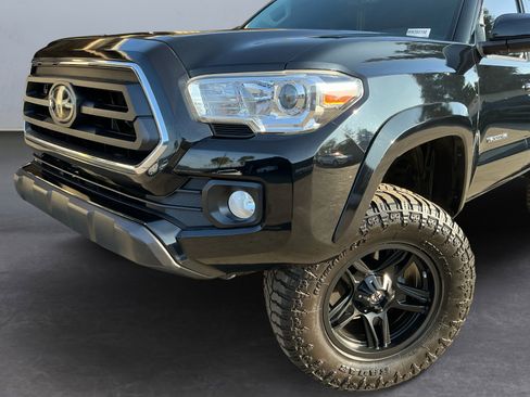 Used 2021 Toyota Tacoma SR5 image 7