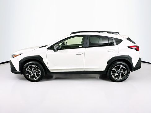 Used 2024 Subaru Crosstrek 2.0i Premium image 4