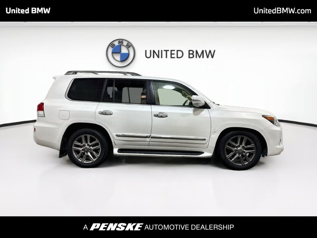 Used 2015 Lexus LX 570 4WD image 4