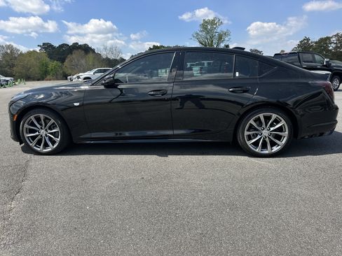 Used 2025 Cadillac CT5 Sport image 9