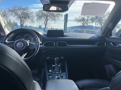 Used 2019 MAZDA CX-5 Touring image 9