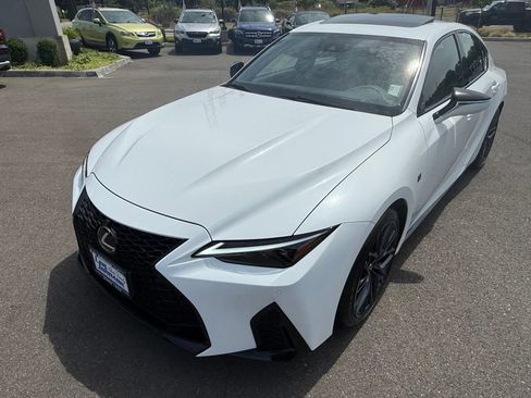 Used 2023 Lexus IS 500 RWD image 9