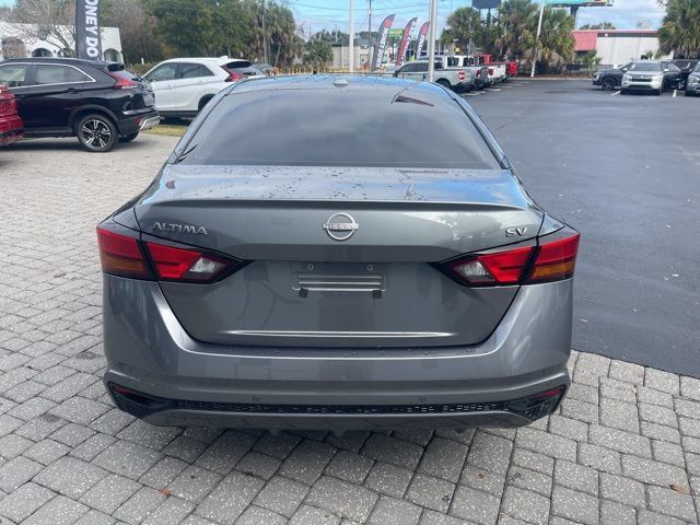 Used 2023 Nissan Altima 2.5 SV FWD image 4