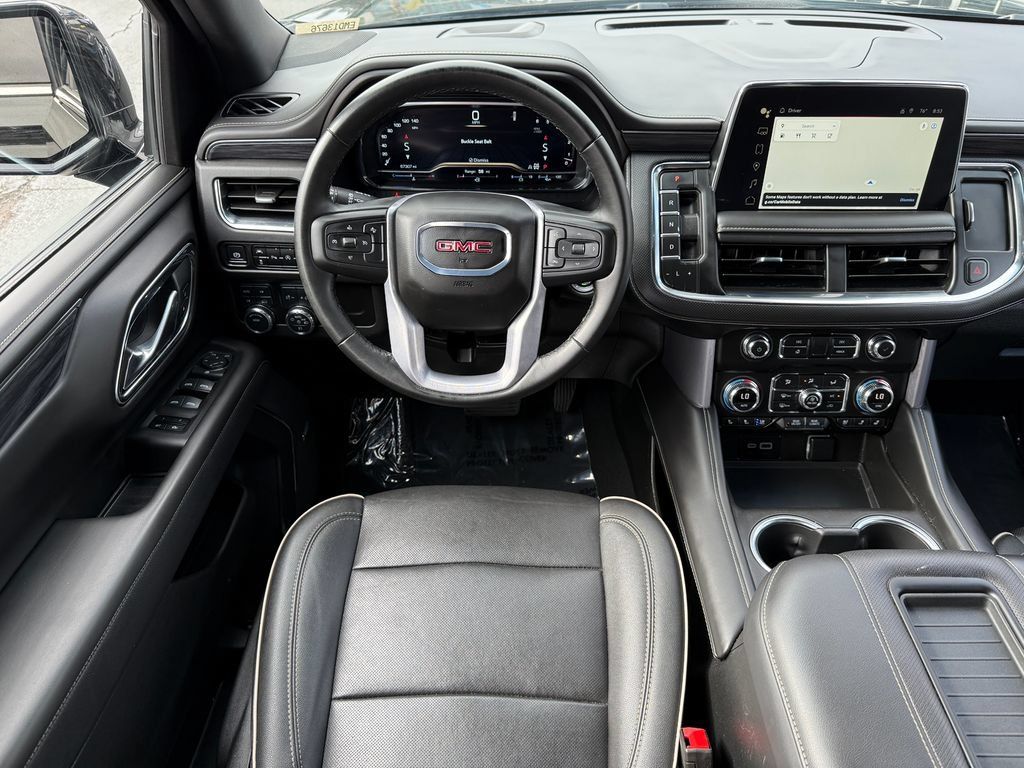 Used 2024 GMC Yukon SLT AWD/4WD image 20