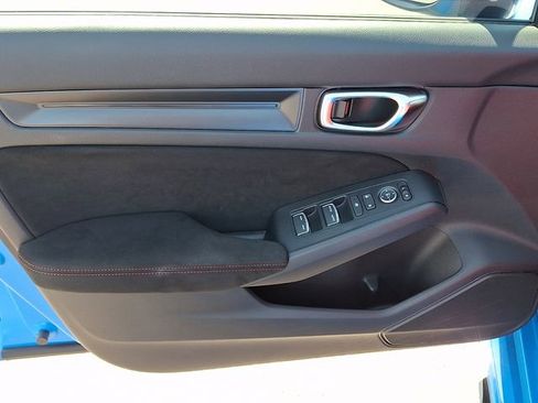 Used 2023 Honda Civic Type R image 8