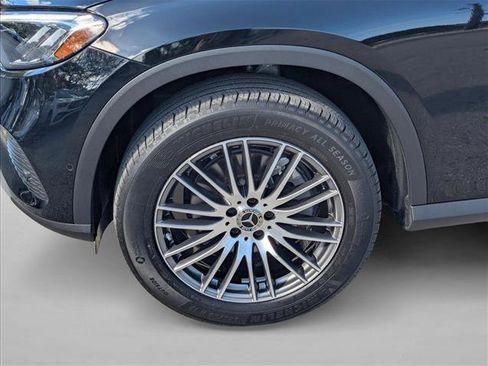 Certified 2025 Mercedes-Benz GLC 300 GLC 300 image 23