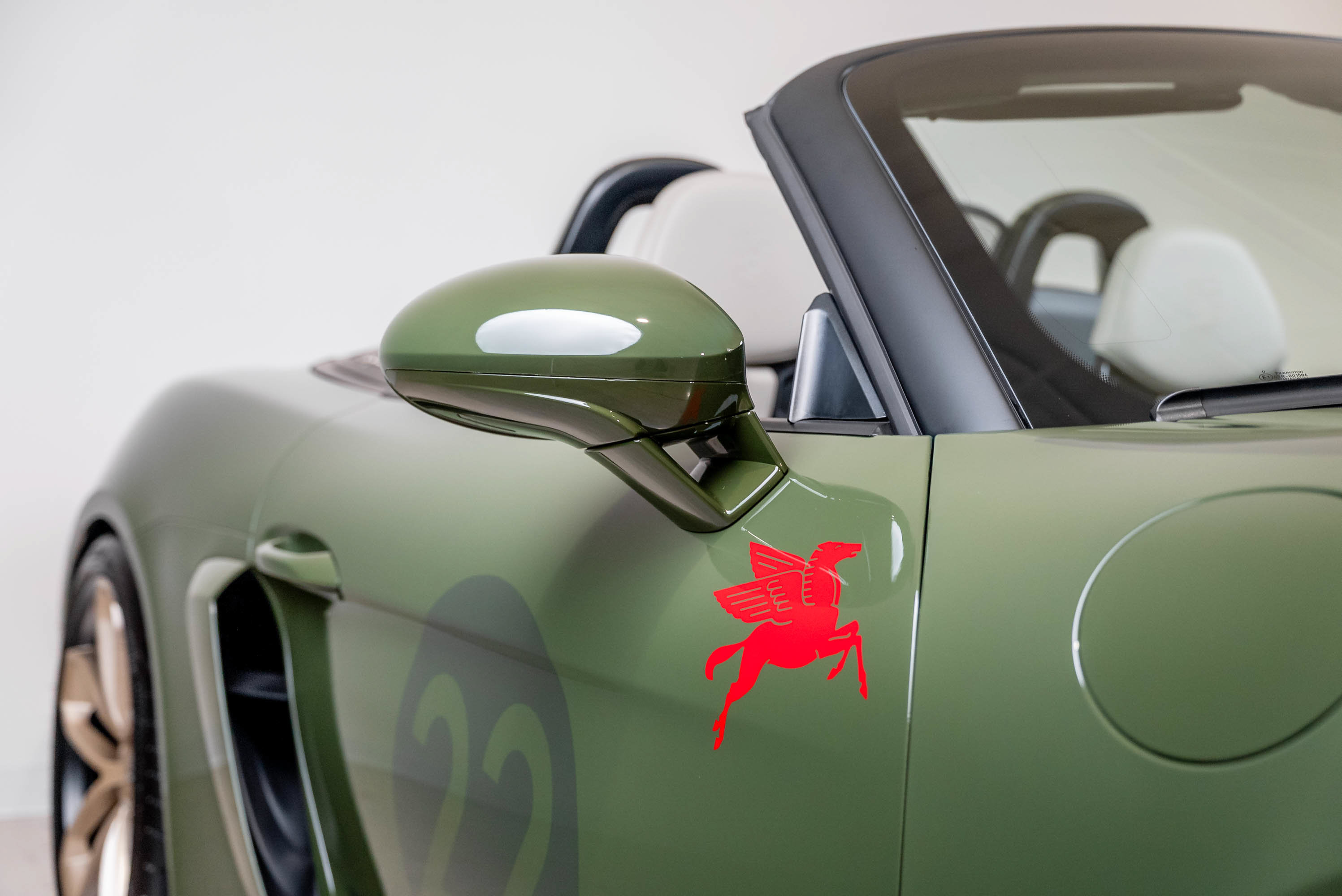 Used 2022 Porsche 718 Boxster Spyder RWD image 27