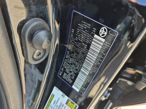 Certified 2025 Toyota Corolla LE FWD image 16