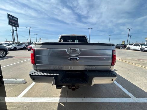 Used 2016 Ford F250 Platinum w/ FX4 Off-Road Package AWD/4WD image 3