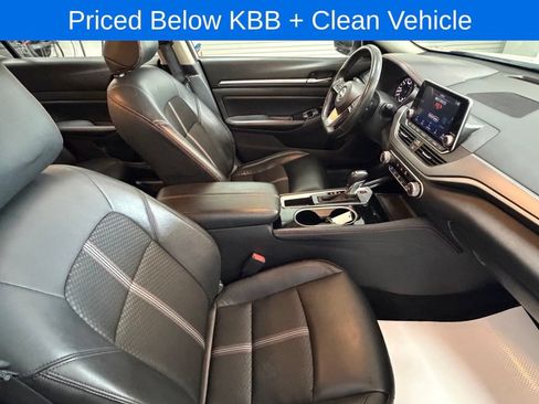Used 2024 Nissan Altima 2.5 SR FWD image 19