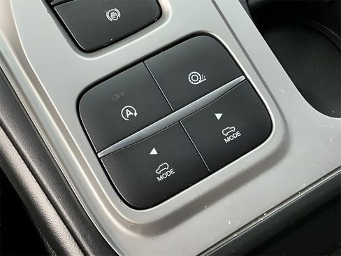 Used 2021 Ford Explorer 2WD image 36