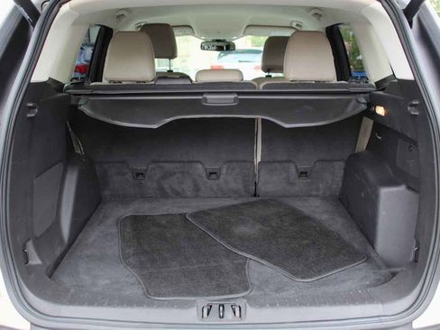 Used 2017 Ford Escape Titanium FWD image 8