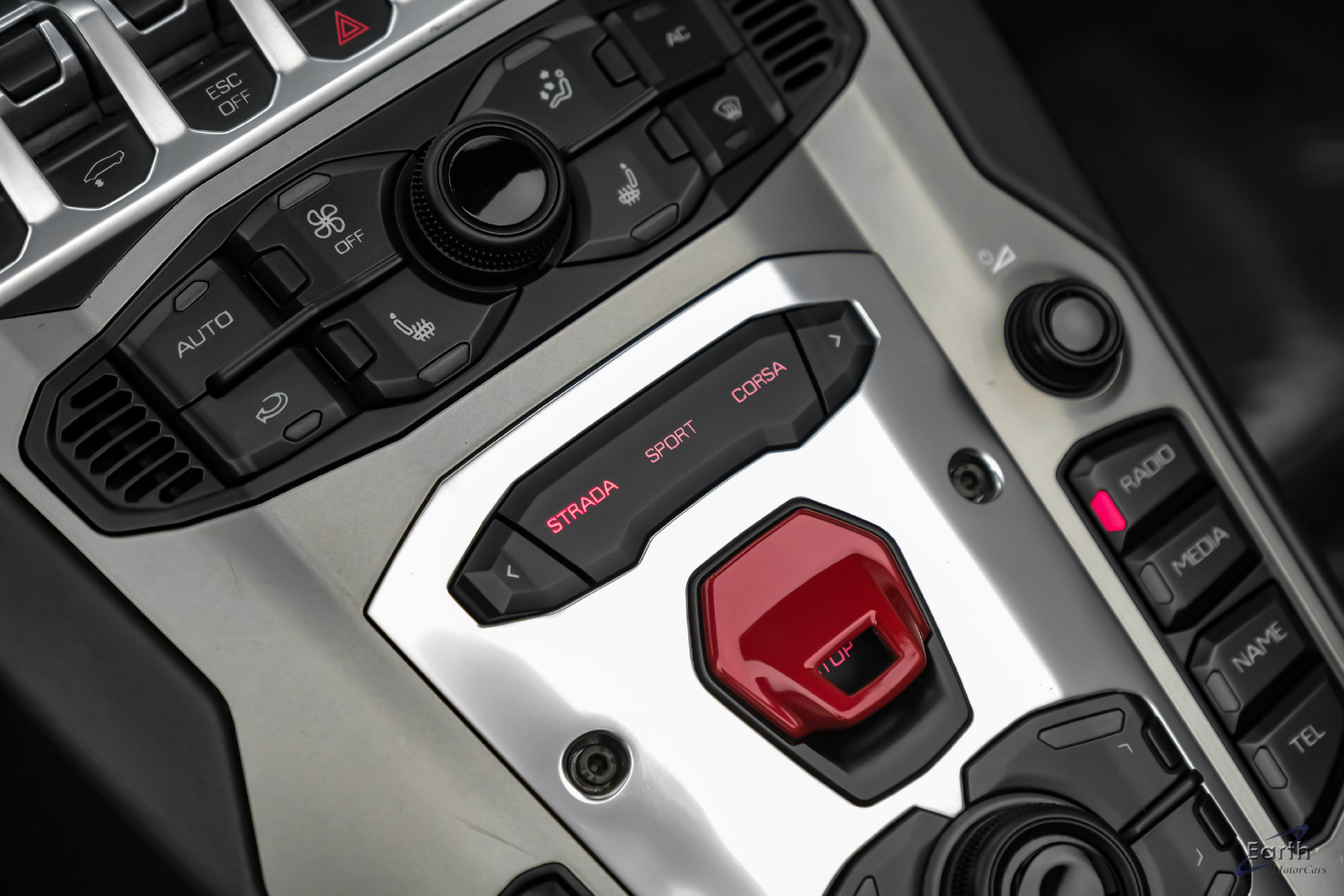 Used 2014 Lamborghini Aventador LP 700-4 AWD/4WD image 76