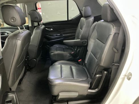 Used 2020 Chevrolet Traverse RS AWD/4WD image 22