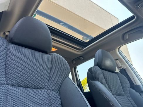 Used 2020 Subaru Forester Premium AWD/4WD image 18