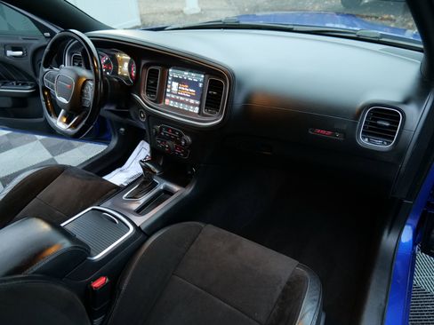 Used 2020 Dodge Charger Scat Pack w/ Dynamics Package image 36