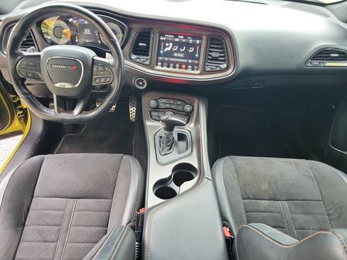 Used 2020 Dodge Challenger R/T image 15
