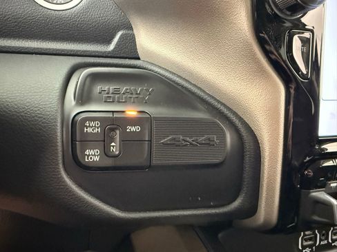 Used 2024 RAM 3500 Laramie w/ Towing Technology Group AWD/4WD image 22