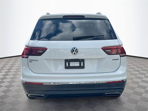 Used 2021 Volkswagen Tiguan SE image 7