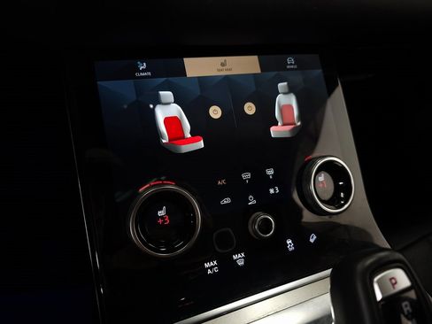 Used 2023 Land Rover Range Rover Evoque SE image 33