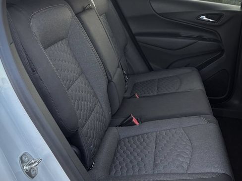 Used 2020 Chevrolet Equinox LT w/ Driver Convenience Package AWD/4WD image 26